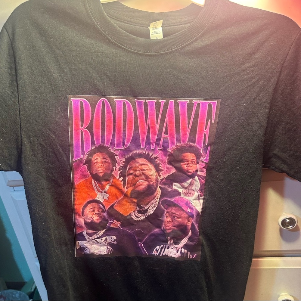 Custom rod wave tee
